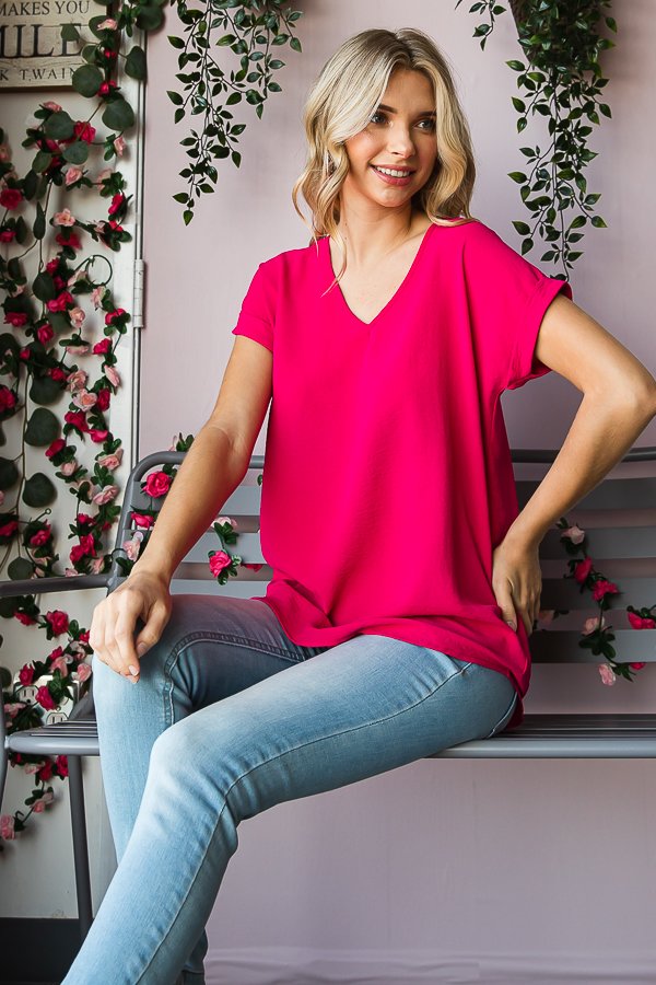 SHORT SLEEVE V NECK SOLID WOVEN TOP