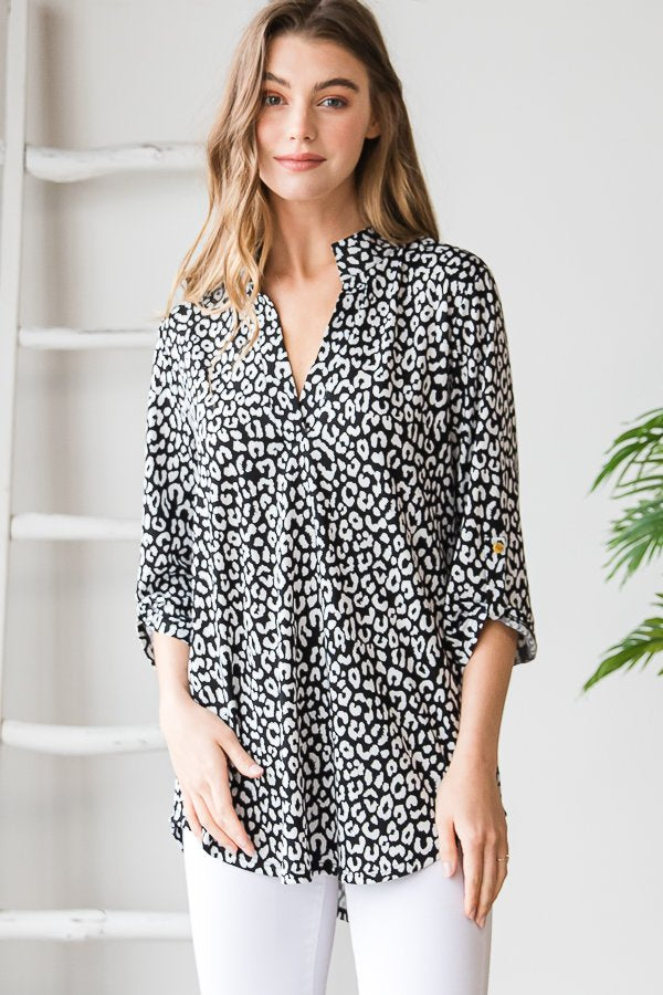 Leopard Print 3/4 Sleeve V Neck Blouse