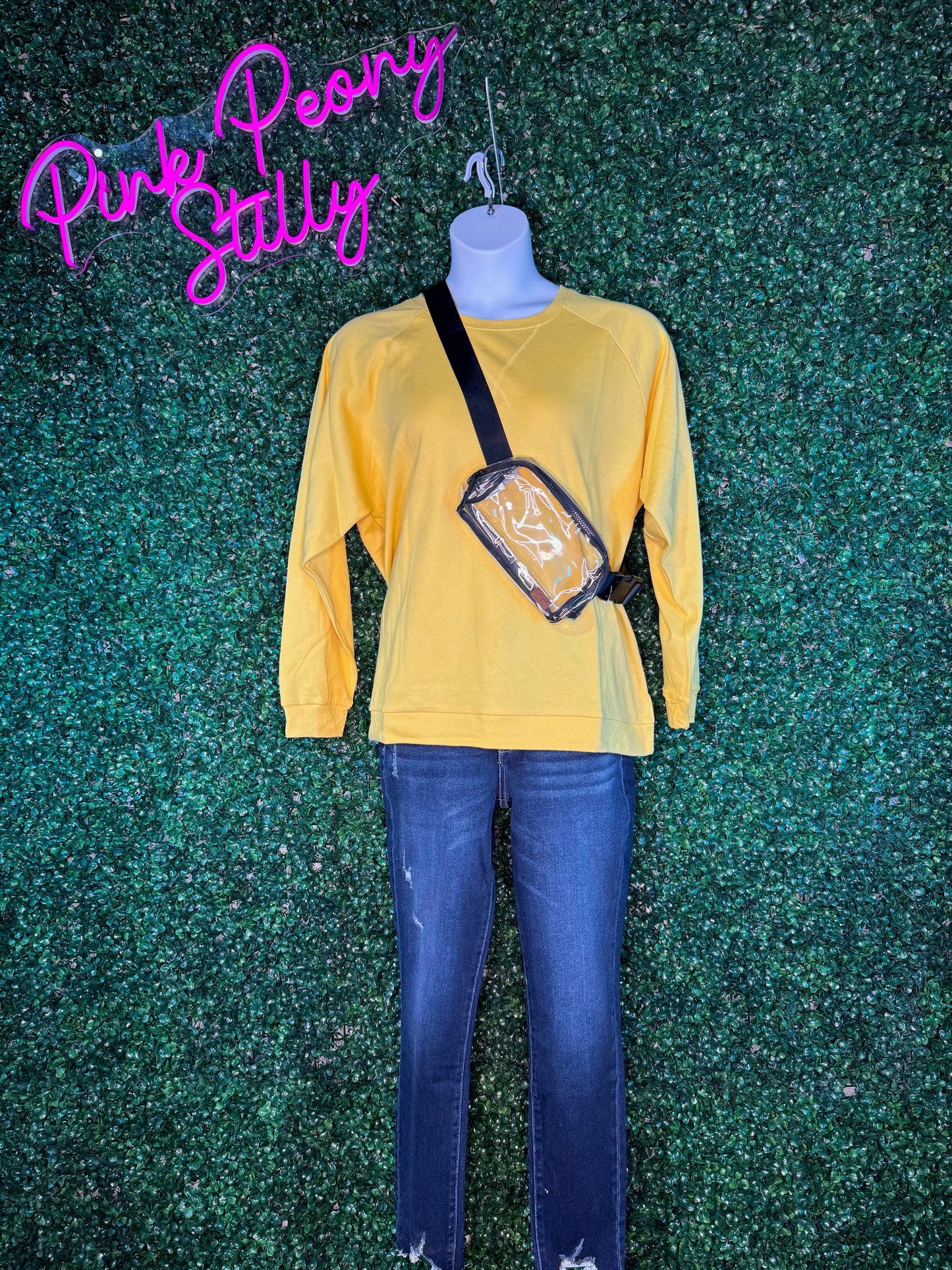 Perfect Yellow Pullover